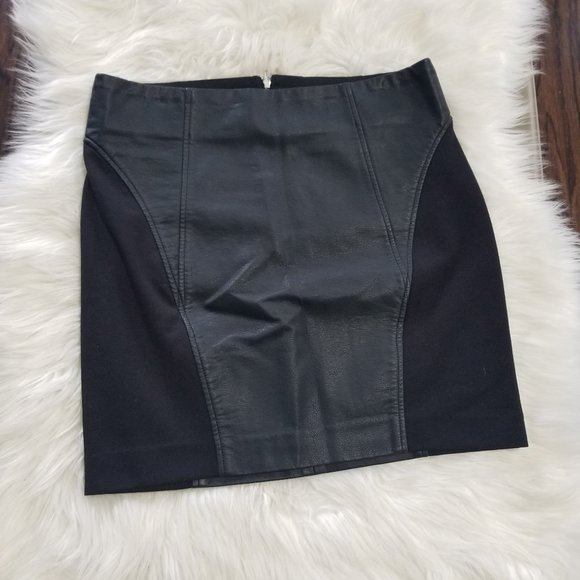 Dynamite | Black Faux Leather Mini Skirt Stretch S - Picture 1 of 6